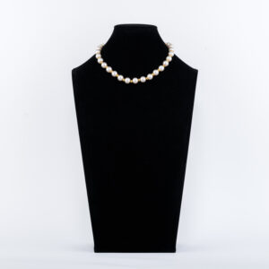 senai_jewels-635 Perlen Halskette rund mit goldenen Details