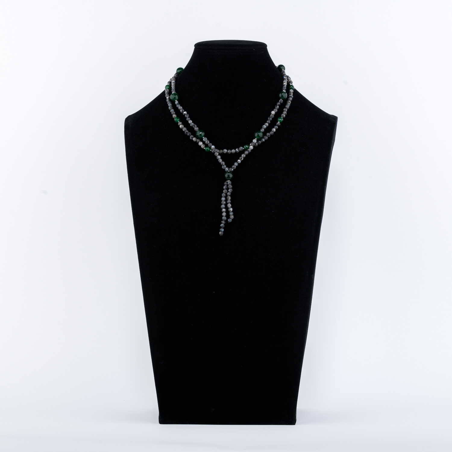Labradorit Halskette mit grünem Chalcedon