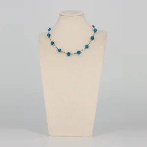 Glasperlen Halskette blau mit goldfarbenen Akzenten von Senai Jewels, handgefertigt in Zürich