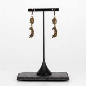 Buddha Ohrringe mit Monden von Senai Jewels, handgefertigt in Zürich