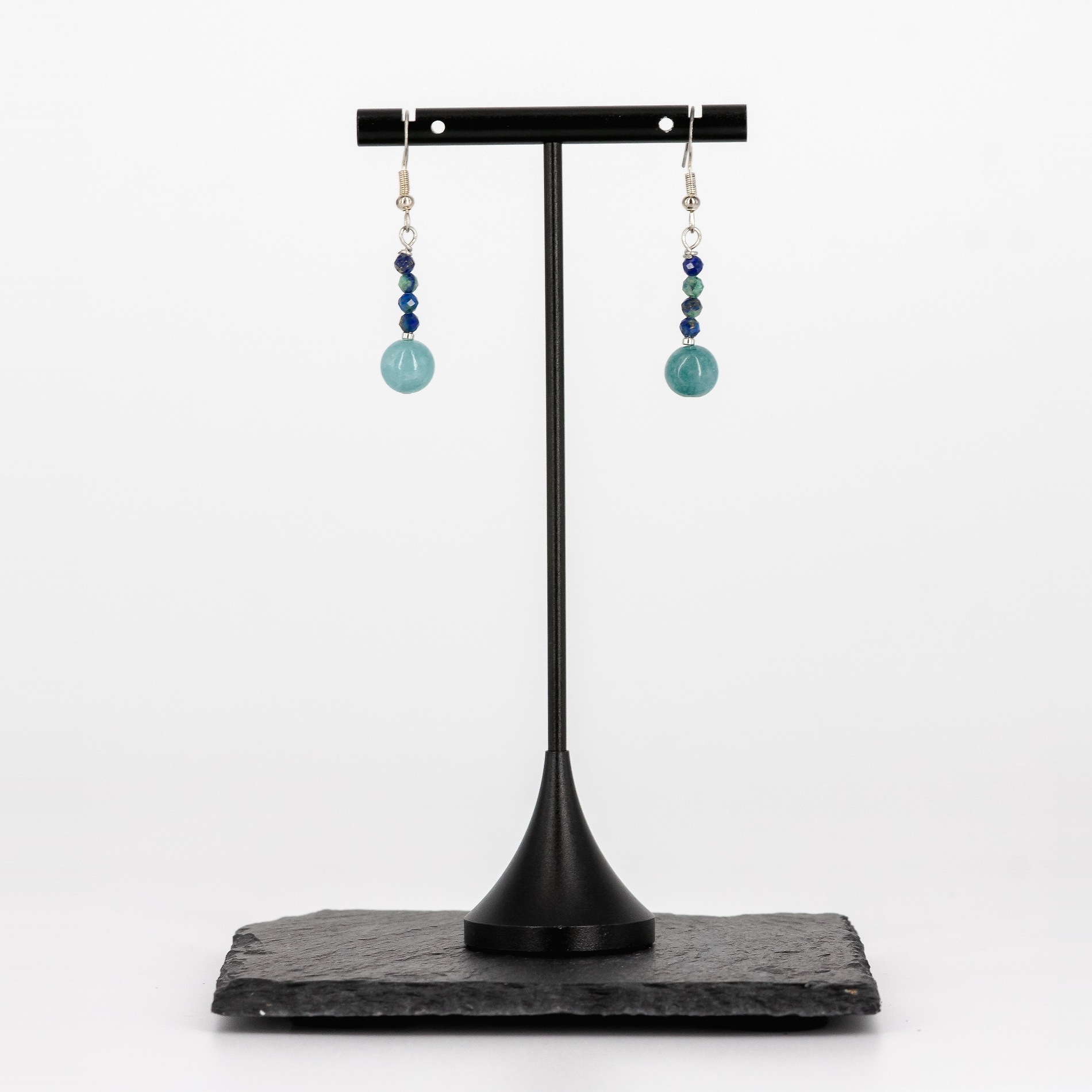 Chalcedon Ohrringe mit Lapislazuli von Senai Jewels, handgefertigt in Zürich